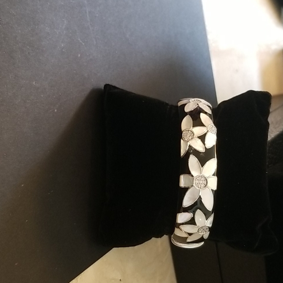 bracelet - Picture 2 of 4